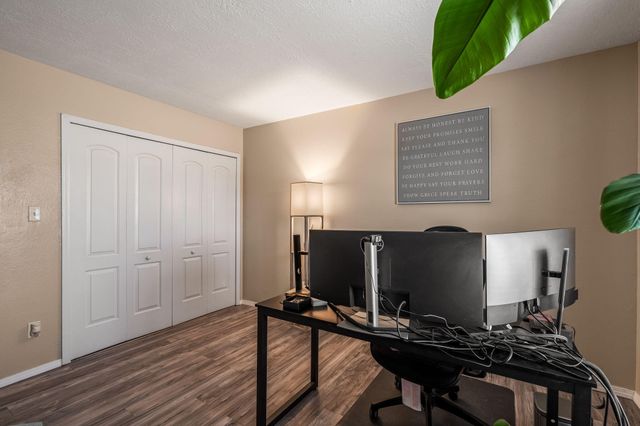 85 Lynwood Drive SE, Rio Rancho, NM 87124