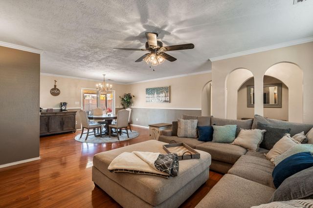 85 Lynwood Drive SE, Rio Rancho, NM 87124