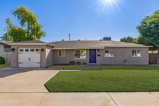 2439 E MINNEZONA Avenue, Phoenix, AZ 85016