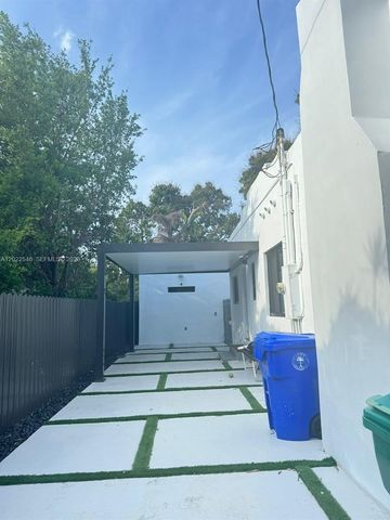 557 NW 44st front, Miami, FL 33127