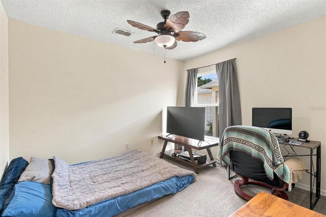 945 CLEAR CREEK CIRCLE, Clermont, FL 34714