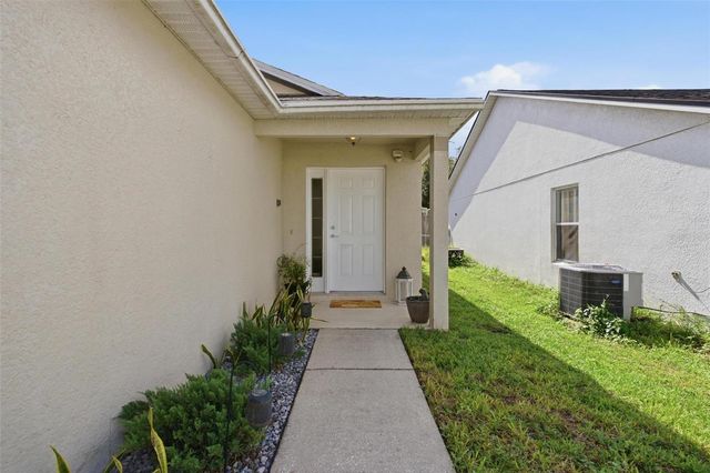 945 CLEAR CREEK CIRCLE, Clermont, FL 34714