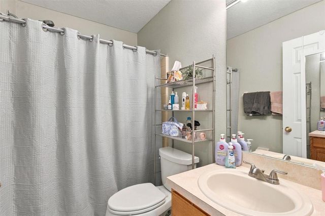 945 CLEAR CREEK CIRCLE, Clermont, FL 34714
