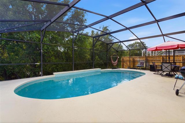 945 CLEAR CREEK CIRCLE, Clermont, FL 34714