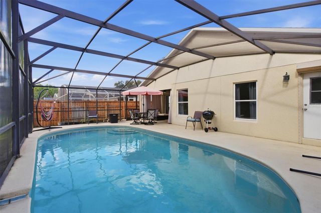 945 CLEAR CREEK CIRCLE, Clermont, FL 34714