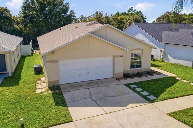 945 CLEAR CREEK CIRCLE, Clermont, FL 34714