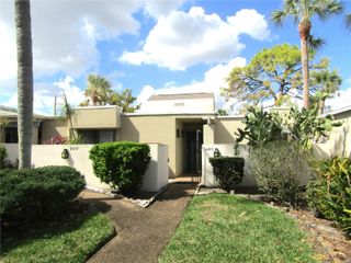 2405 CRISPIN COURT E1, Sarasota, FL 34235