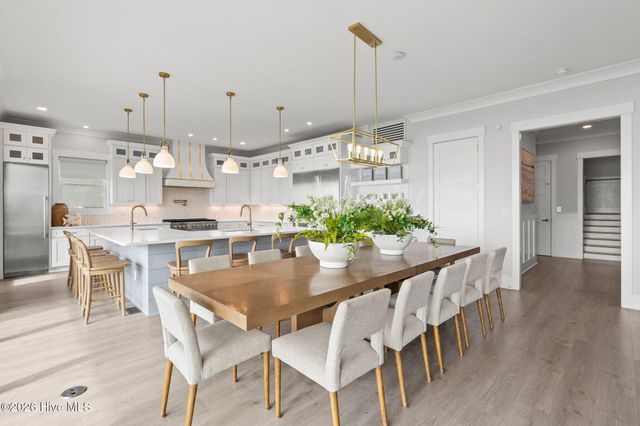 387 W First Street, Ocean Isle Beach, NC 28469