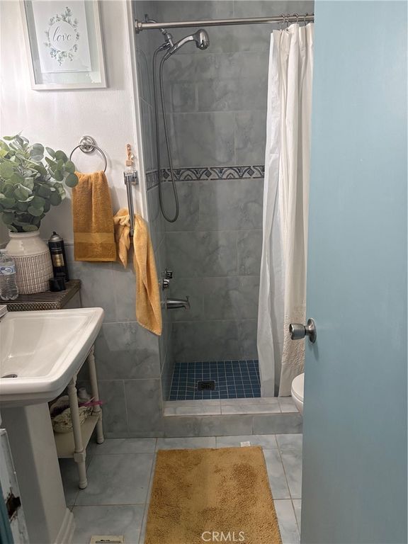 Image 5 of property listing at 37311 47TH ST E 129, Palmdale, CA 93552
