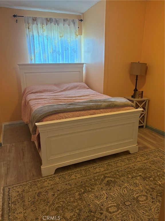 Image 7 of property listing at 37311 47TH ST E 129, Palmdale, CA 93552