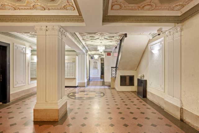 807 Riverside Dr Apt 1B, New York City, NY 10032