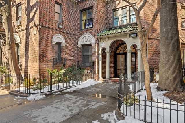 807 Riverside Dr Apt 1B, New York City, NY 10032