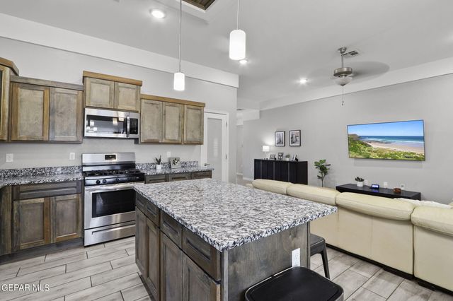 14932 John McNeely Avenue, El Paso, TX 79938