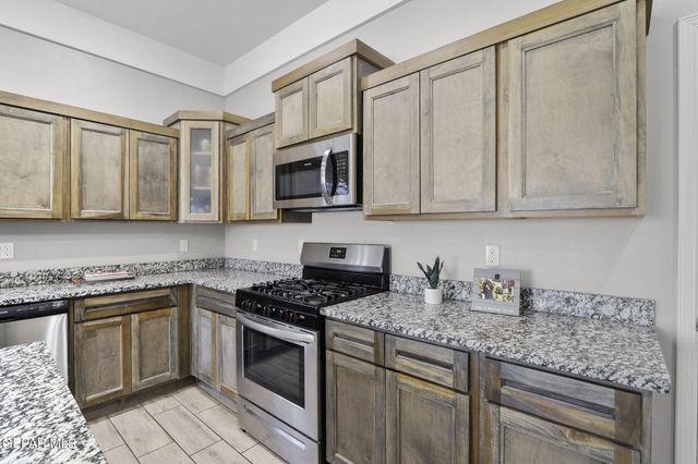 14932 John McNeely Avenue, El Paso, TX 79938