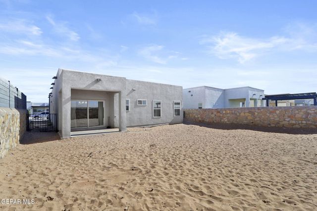 14932 John McNeely Avenue, El Paso, TX 79938