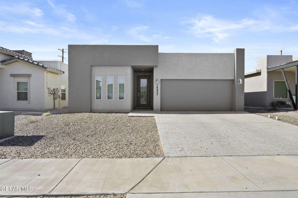 14932 John McNeely Avenue, El Paso, TX 79938