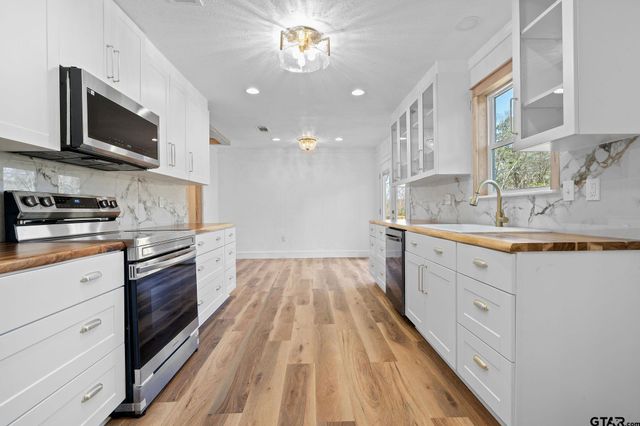 135 County Road 1105, Daingerfield, TX 75638