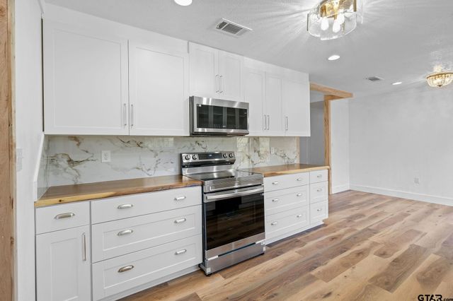 135 County Road 1105, Daingerfield, TX 75638