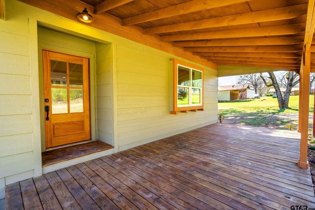 135 County Road 1105, Daingerfield, TX 75638