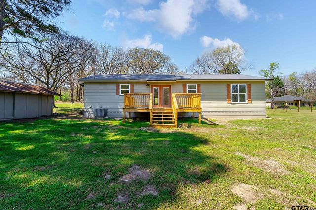 135 County Road 1105, Daingerfield, TX 75638