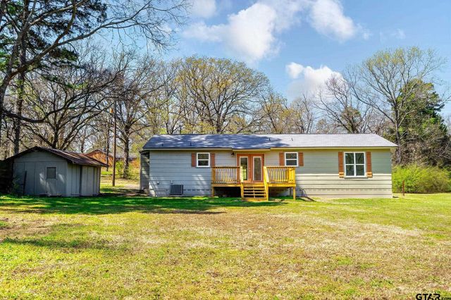 135 County Road 1105, Daingerfield, TX 75638