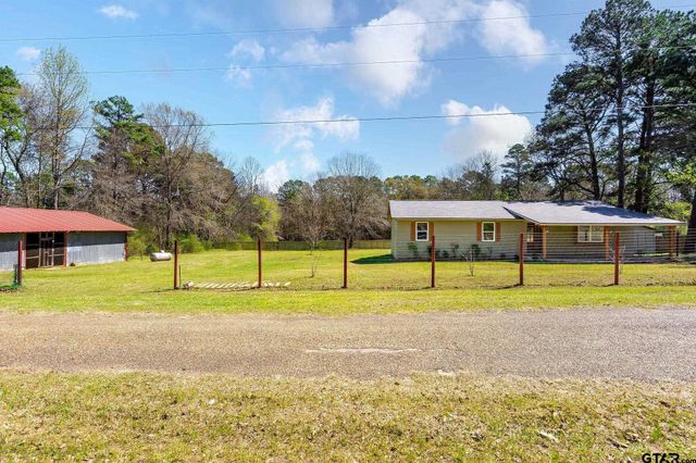 135 County Road 1105, Daingerfield, TX 75638