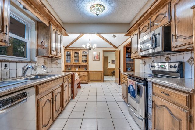 703 Delphi Drive, Duncanville, TX 75137