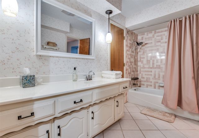 703 Delphi Drive, Duncanville, TX 75137