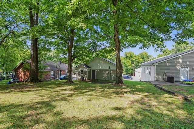 1112 Hyman St, Clarksville, TN 37040