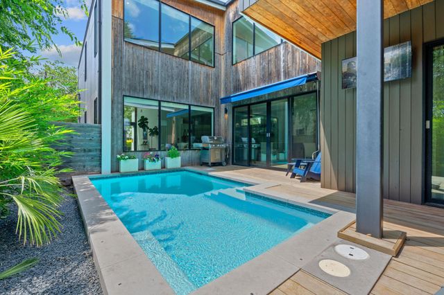 1605 Chelsea LN 1, Austin, TX 78704