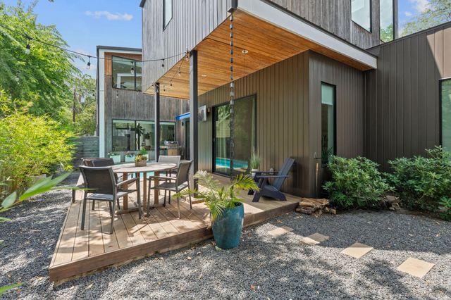 1605 Chelsea LN 1, Austin, TX 78704