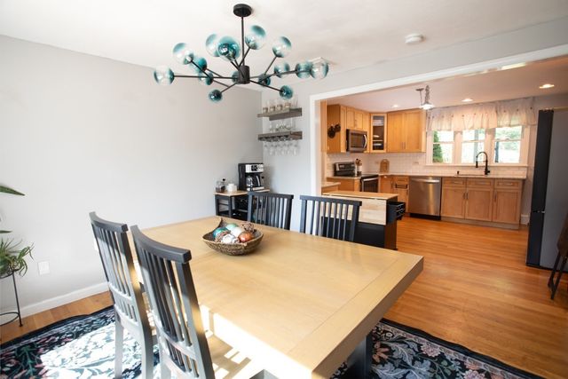 14 Shady Ln, Wareham, MA 02571