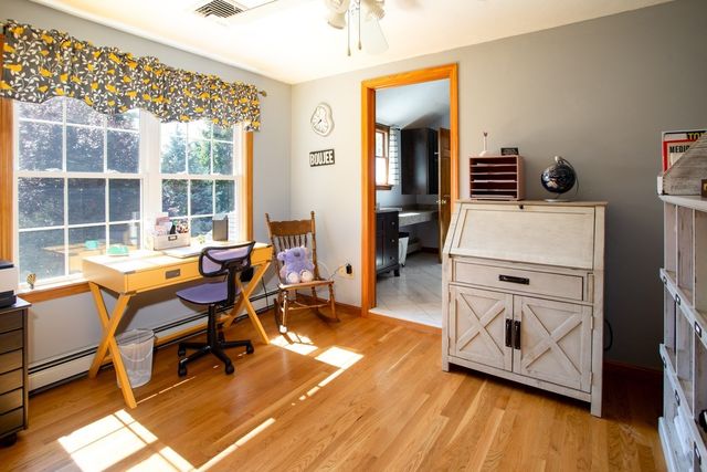 14 Shady Ln, Wareham, MA 02571