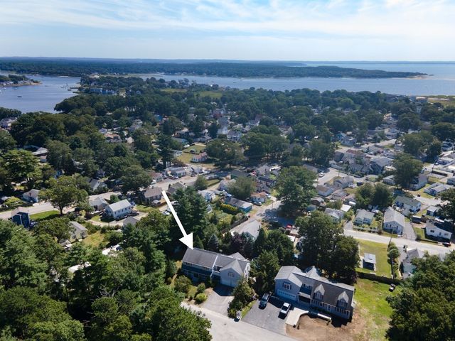 14 Shady Ln, Wareham, MA 02571