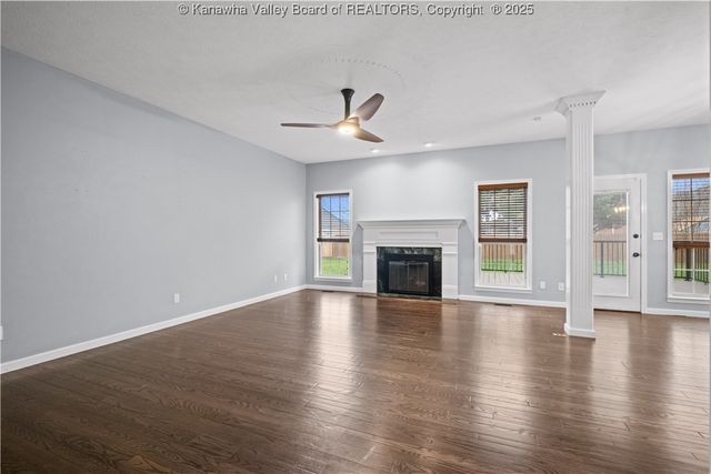 1002 Nye Circle, Hurricane, WV 25526