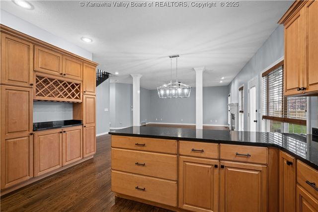 1002 Nye Circle, Hurricane, WV 25526