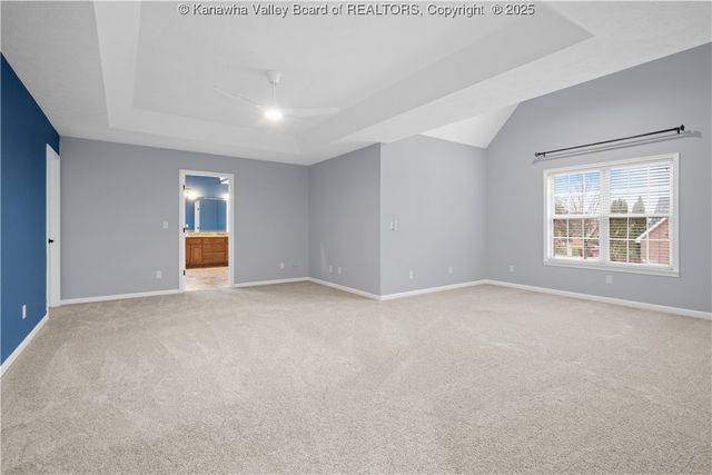 1002 Nye Circle, Hurricane, WV 25526