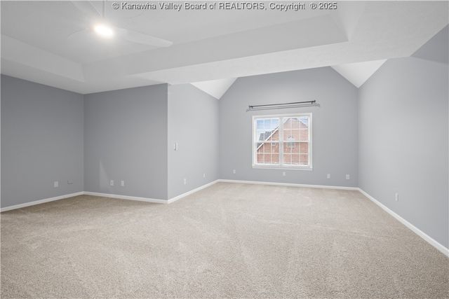 1002 Nye Circle, Hurricane, WV 25526