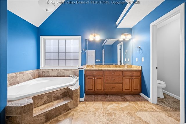 1002 Nye Circle, Hurricane, WV 25526