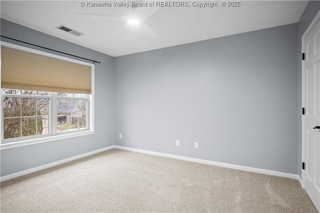 1002 Nye Circle, Hurricane, WV 25526