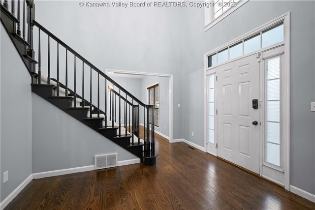 1002 Nye Circle, Hurricane, WV 25526