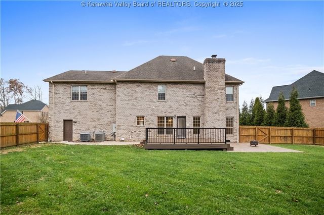 1002 Nye Circle, Hurricane, WV 25526