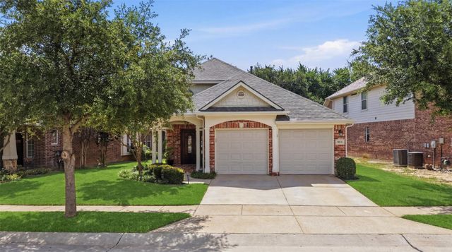 8618 Tyler Drive, Lantana, TX 76226
