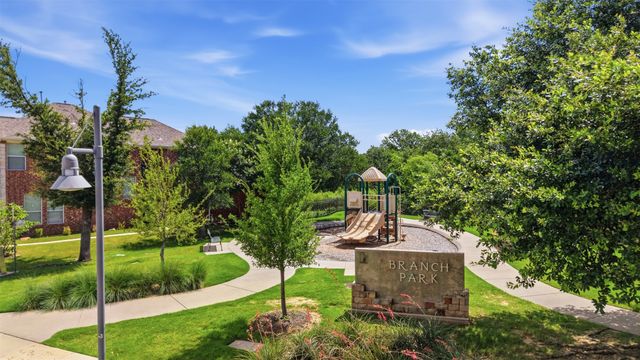 8618 Tyler Drive, Lantana, TX 76226