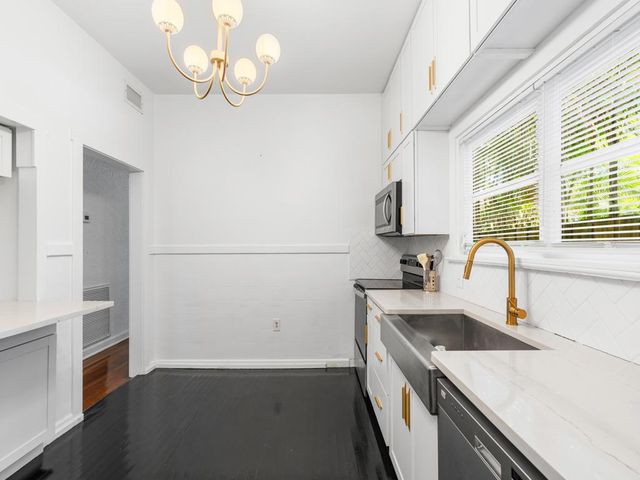 333 Marlborough Road, West Palm Beach, FL 33405