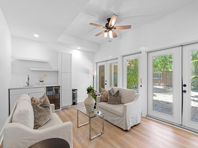 333 Marlborough Road, West Palm Beach, FL 33405