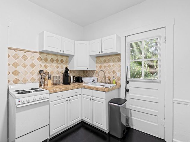 333 Marlborough Road, West Palm Beach, FL 33405