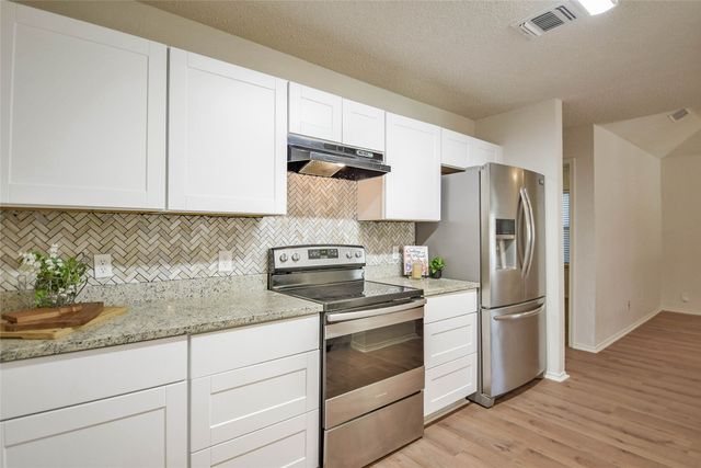 10109 Pack Saddle Trail, Fort Worth, TX 76108