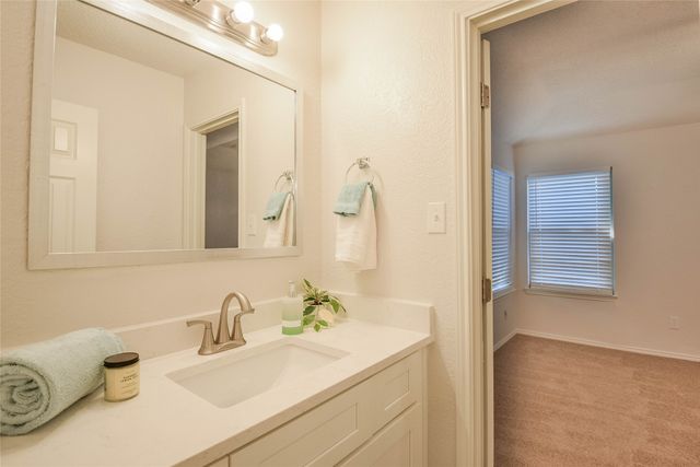 10109 Pack Saddle Trail, Fort Worth, TX 76108