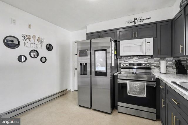 3405 COLUMBIA AVE, Lancaster, PA 17603